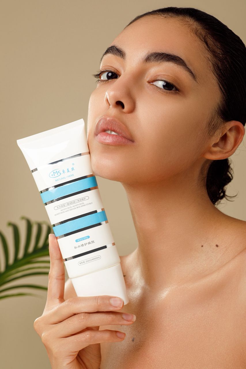 Hydrating Repair Gel secondary view